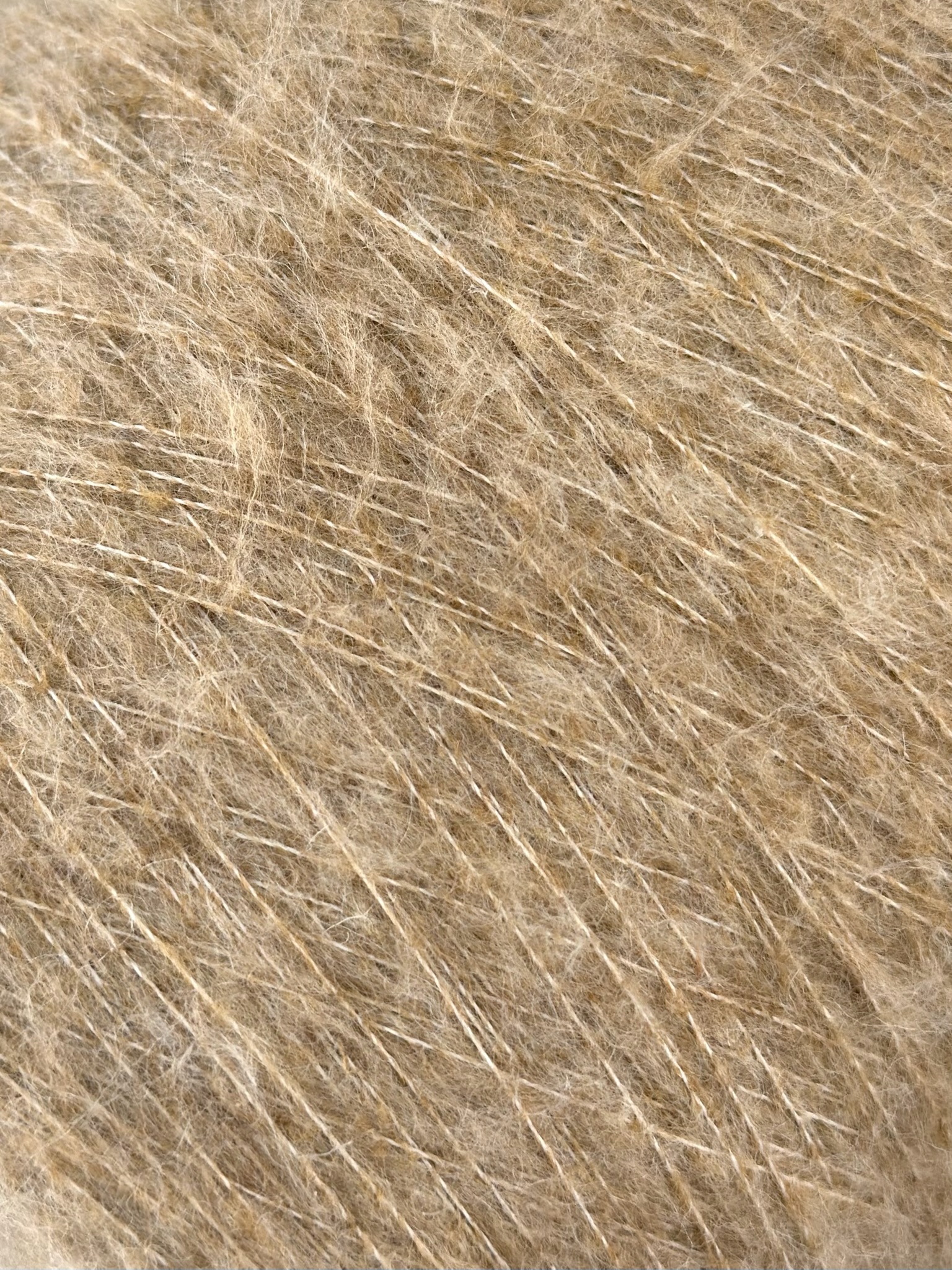 The Royal Collection Art. Jasmine – Fantasiegarn mit Elastan col. Kamelbeige Mélange 900 m / 100 g